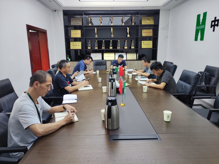 华西安装公司迅速召开玉景苑项目工作部署会